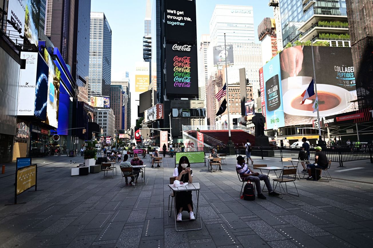 Broadway shows expected to remain closed through early January